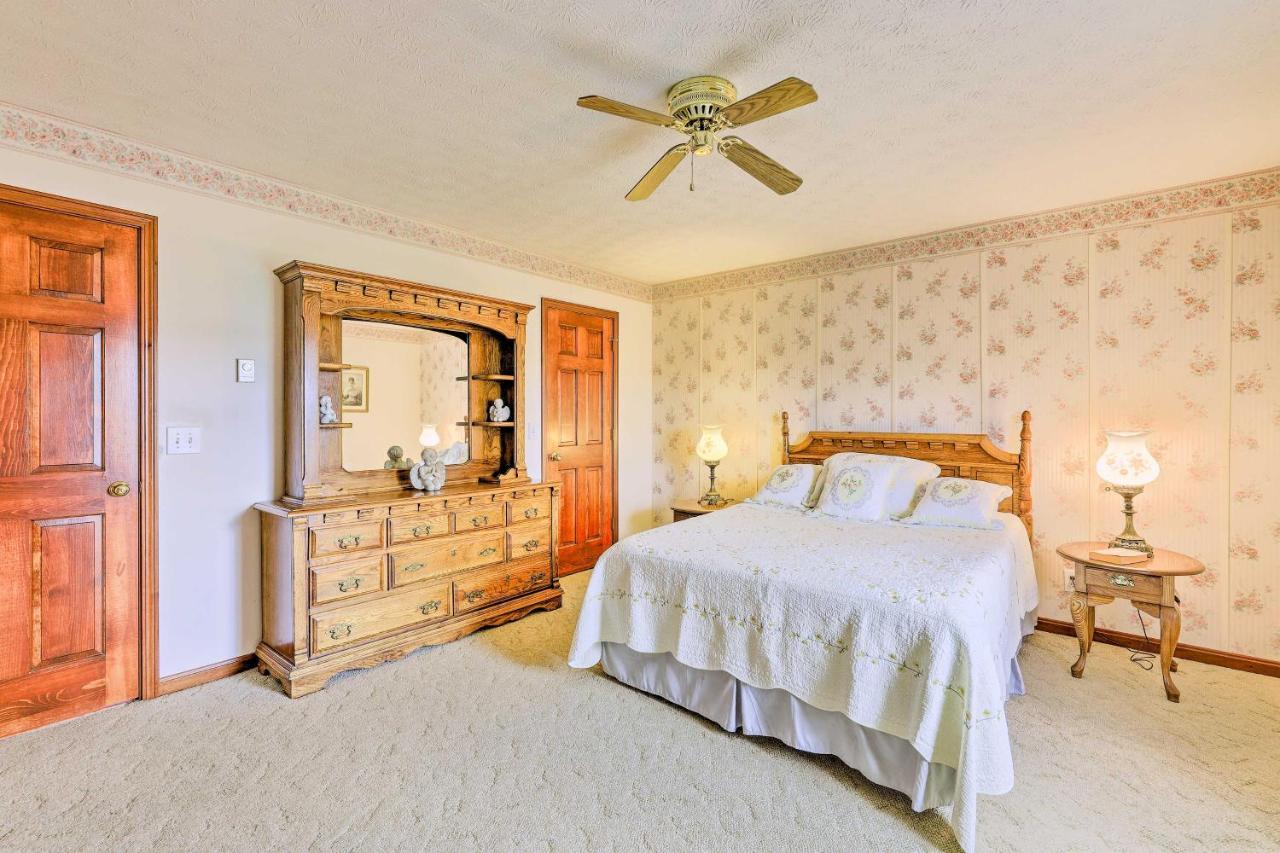 Charming Williamstown Retreat With Private Yard Villa Luaran gambar