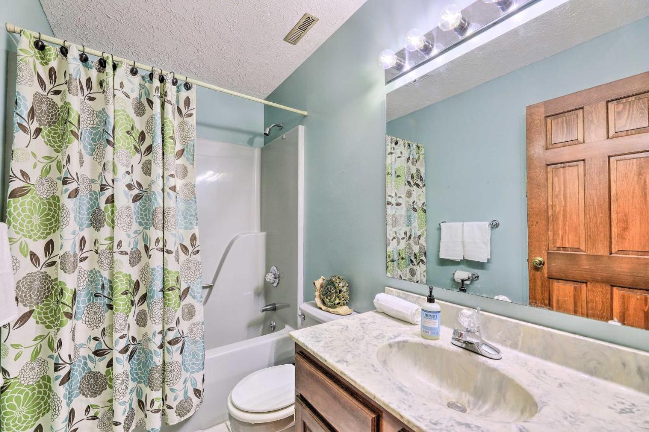 Charming Williamstown Retreat With Private Yard Villa Luaran gambar