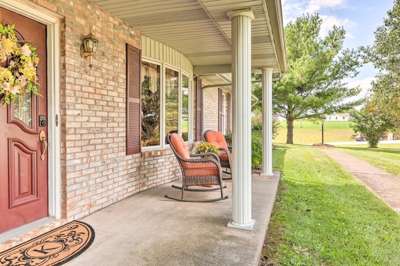 Charming Williamstown Retreat With Private Yard Villa Luaran gambar